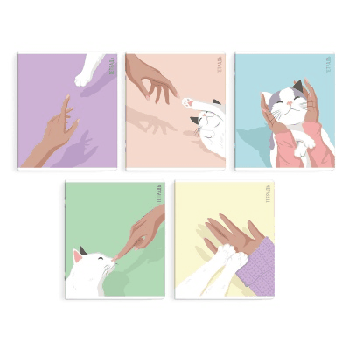 Тетрадь. РУКИ И ЛАПКИ. Формат А5+. Количество листов - 48 л. Тип обложки - мягкий переплёт (2 скобы). Материал обложки - мелованный картон 190 г/м?. Кругление углов: есть. Печать о