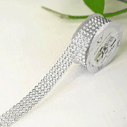 Клейкая лента декоративная 'deVENTE. Стразы' белая, акриловые стразы на полиэтиленовой основе, 16 ммx50 см, картонная втулка, в пакете с блистерным подвесом