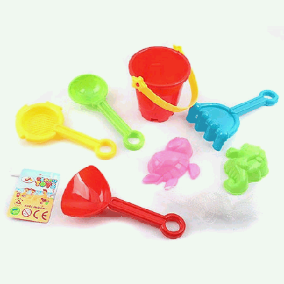 Песочный набор ' Beach Toys ' в наборе: ведро 9*5см, грабли 15*7,5см, сито 14,5*6,5см, лопатка 14,5*6,5см, ковшик 14см, фигурки- 2шт, сетка